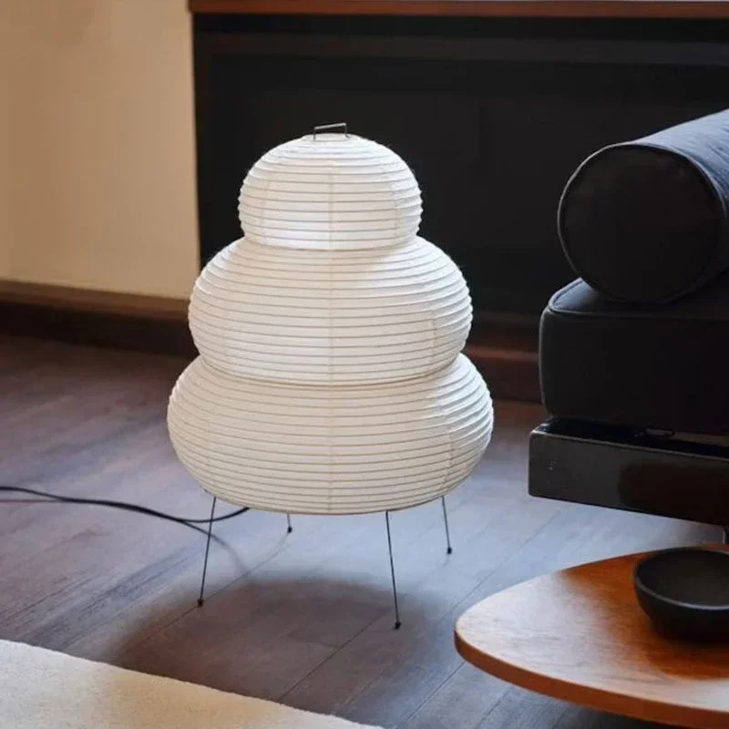 Lámpara de Mesa Akari Noguchi  - Desk Setup Japan reseña y precio