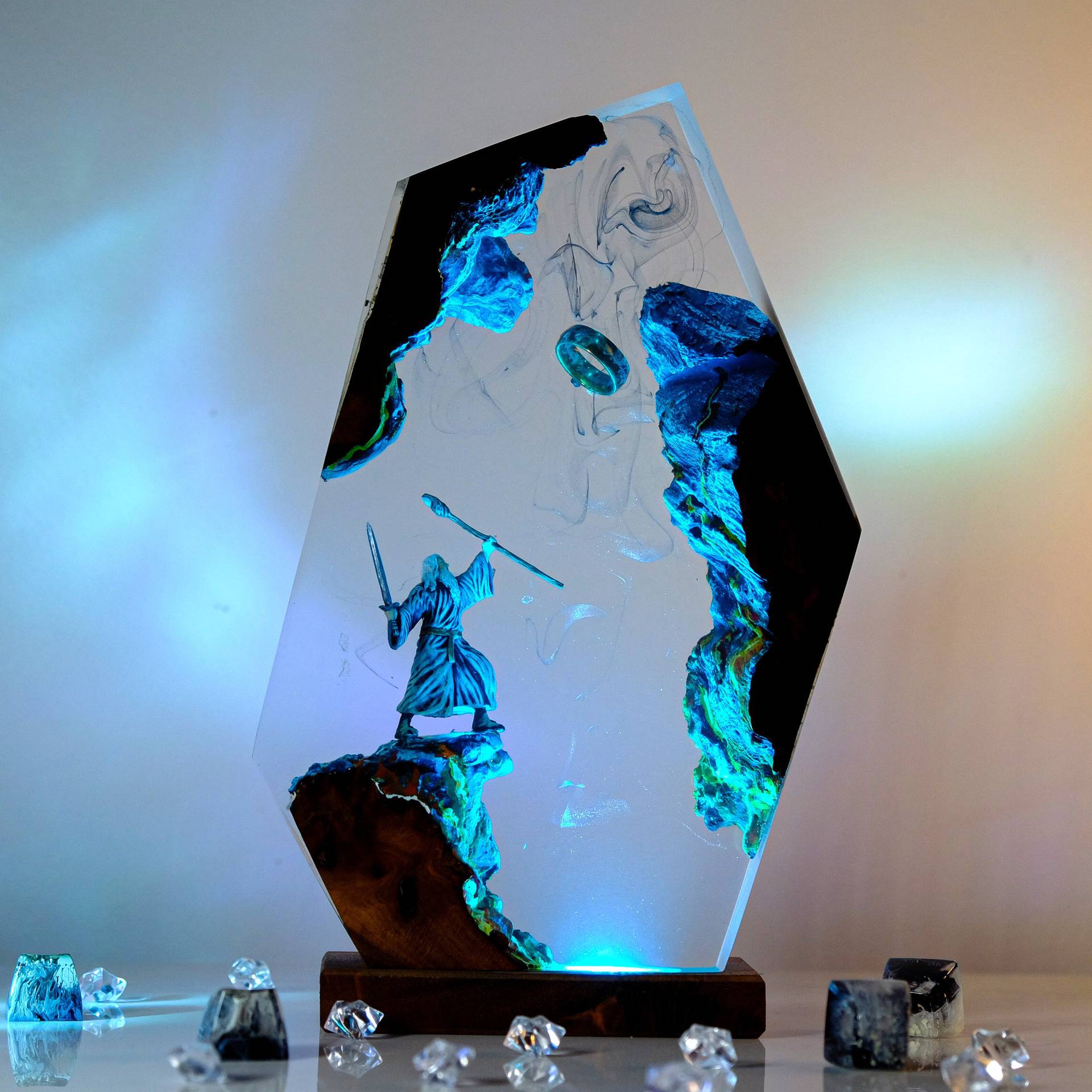 Lámpara de Resina con Figura d - Desk Setup Lighting reseña y precio